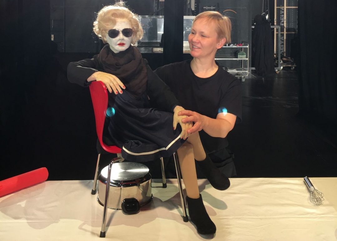 Sechs Personen suchen einen Autor Kristine Stahl